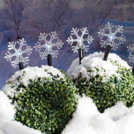 Reťaz MagicHome Vianoce Frozen SnowFlake, 5 LED studená biela, 3xAA, IP44, exteriér, L-1,40 m