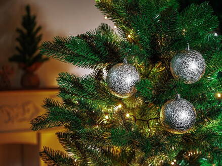 Gule MagicHome Vianoce, 6 ks, strieborné, na vianočný stromček, 8 cm